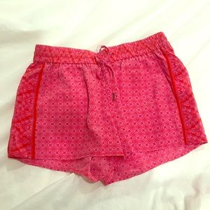Joie silk shorts, perfect for summer!